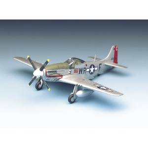 Academy Model 12485  P-51D Mustang USA