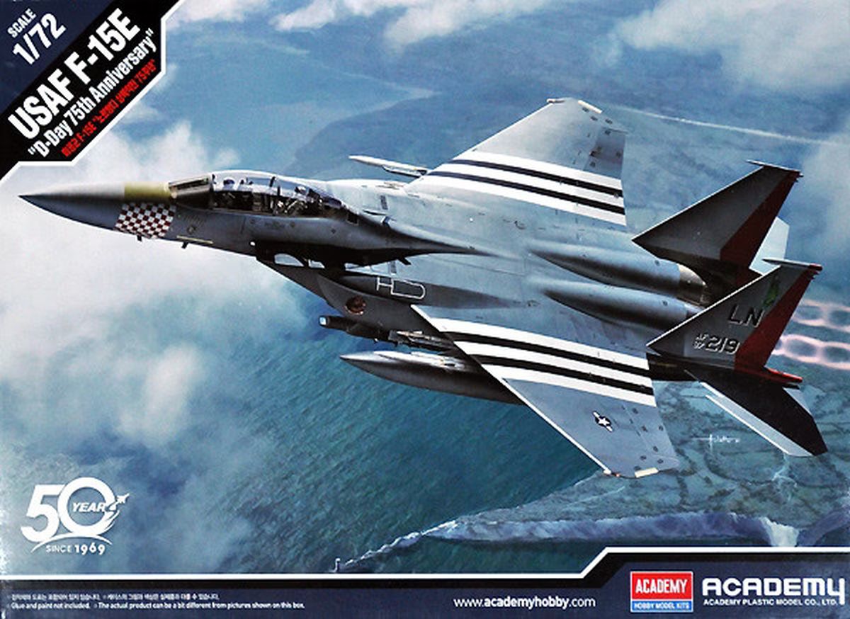 Academy Model 12568 F-15E D-Day 75th Anniversary USAF