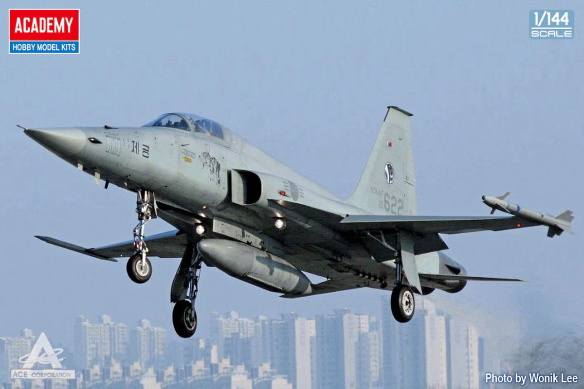 Academy Model 12644 ROKAF KF-5E