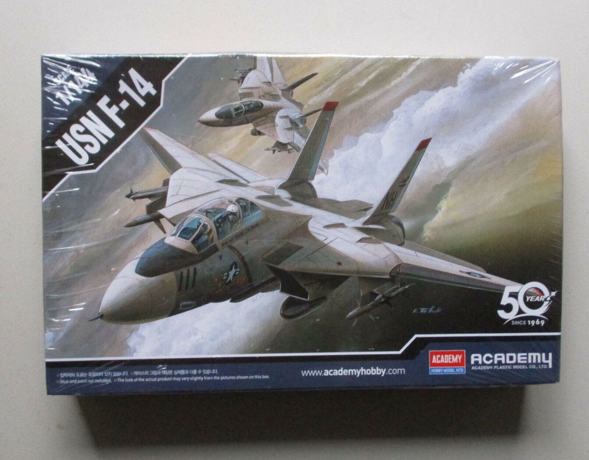 Academy Model 4434 F-14A Tomcat