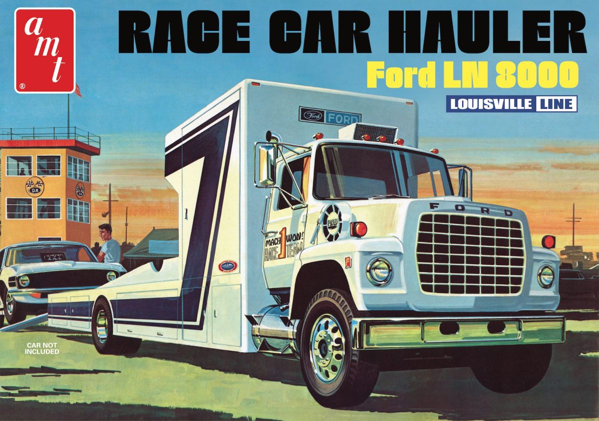 AMT Model  1316  Ford LN 8000 Race Car Hauler Skill 3
