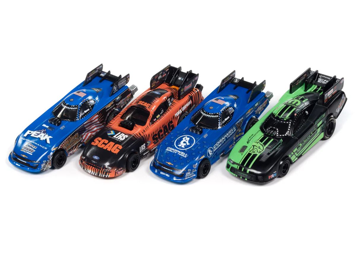Auto World HO SLOT CAR NHRA Funny Cars AWD SC405  (case)