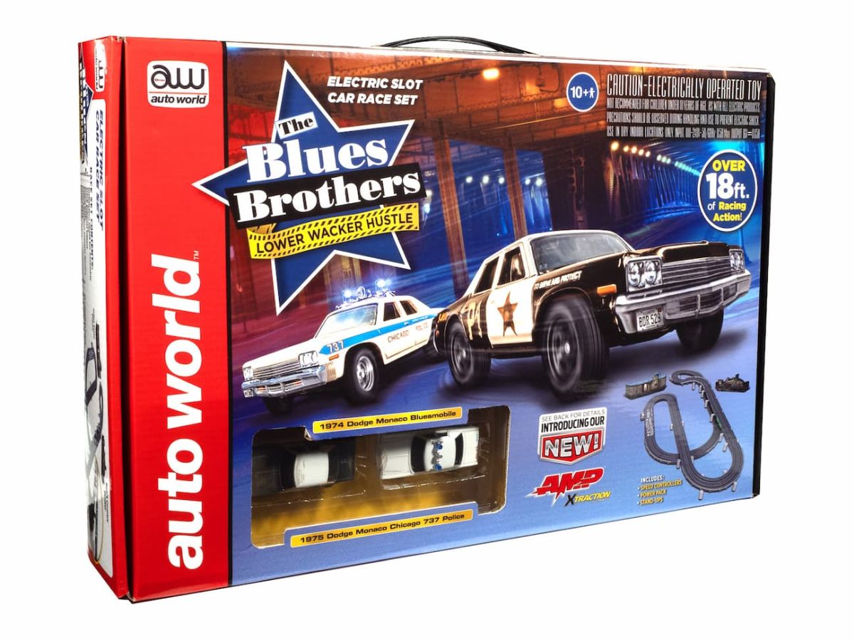 Auto World HO SLOT CAR 18' Blues Brothers Lower Wacker Hustle Race Set SRS360