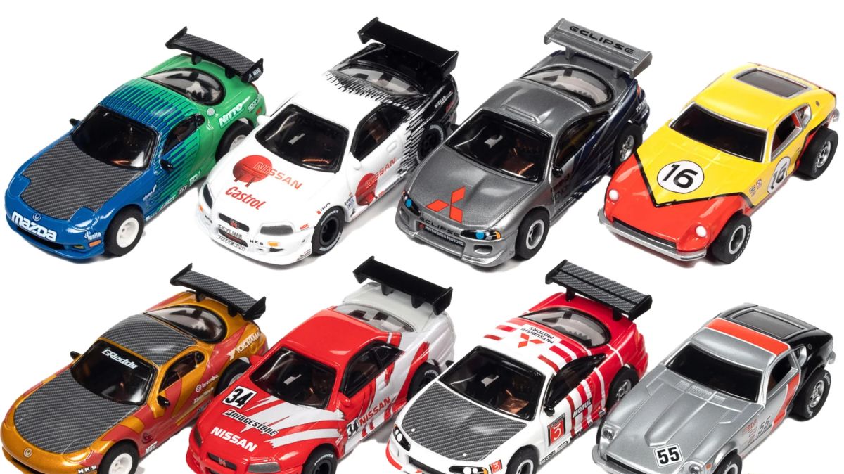 Auto World HO SLOT CAR Import Heat  XTraction Release 2 SC378 (case)