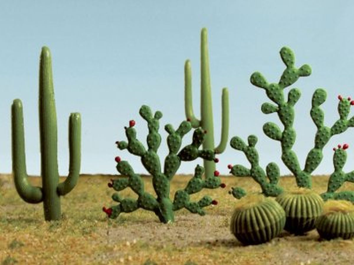 Bachmann Train 32513 Mixed Cacti 1/4 2.5/15pk