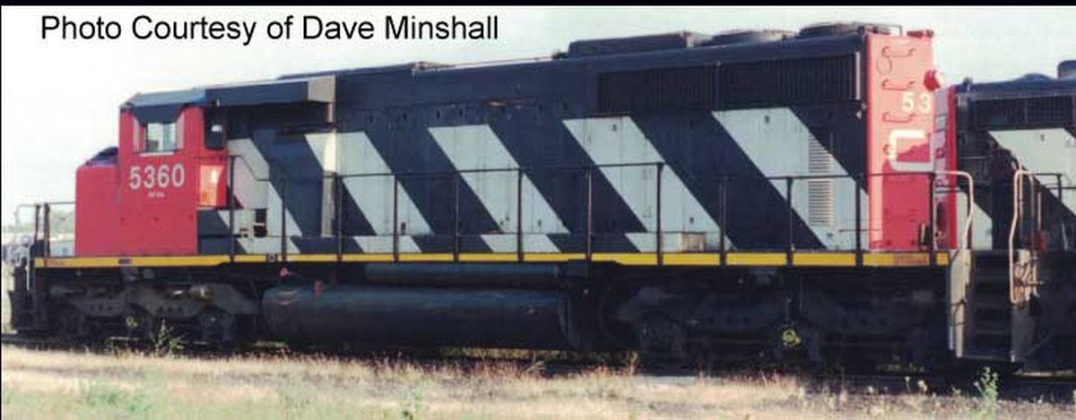 Bowser Train 25391 HO SD40-2W Diesel CN #5355/Non Dynamic/Sergeant Stripes