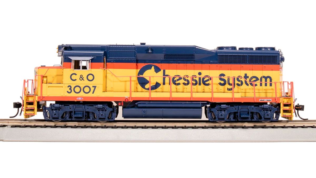 Broadway Limited Train 7566 HO P4 GP30 Diesel Chessie C&O #3007/DC/DCC Sound
