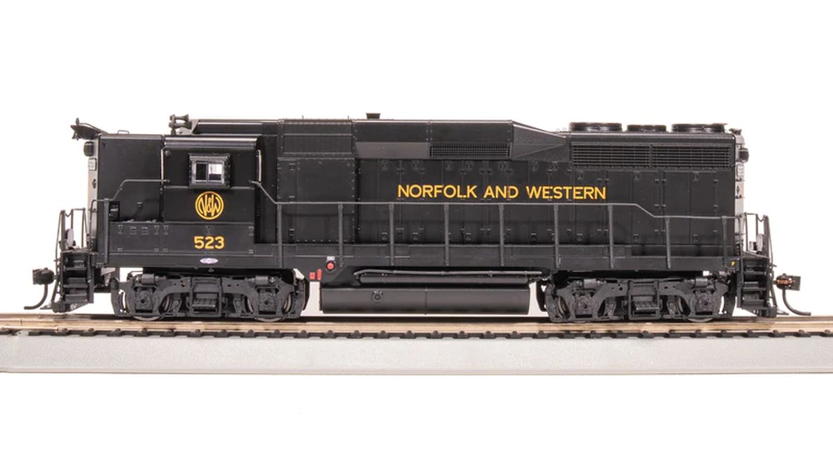 Broadway Limited Train 7572 HO P4 GP30 Diesel N&W #523/As-Delivered DC/DCC Sound