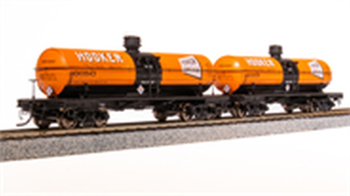 Broadway Limited Train 7676 HO 6000g Tank Car 2pk Hooker Billboard Scheme
