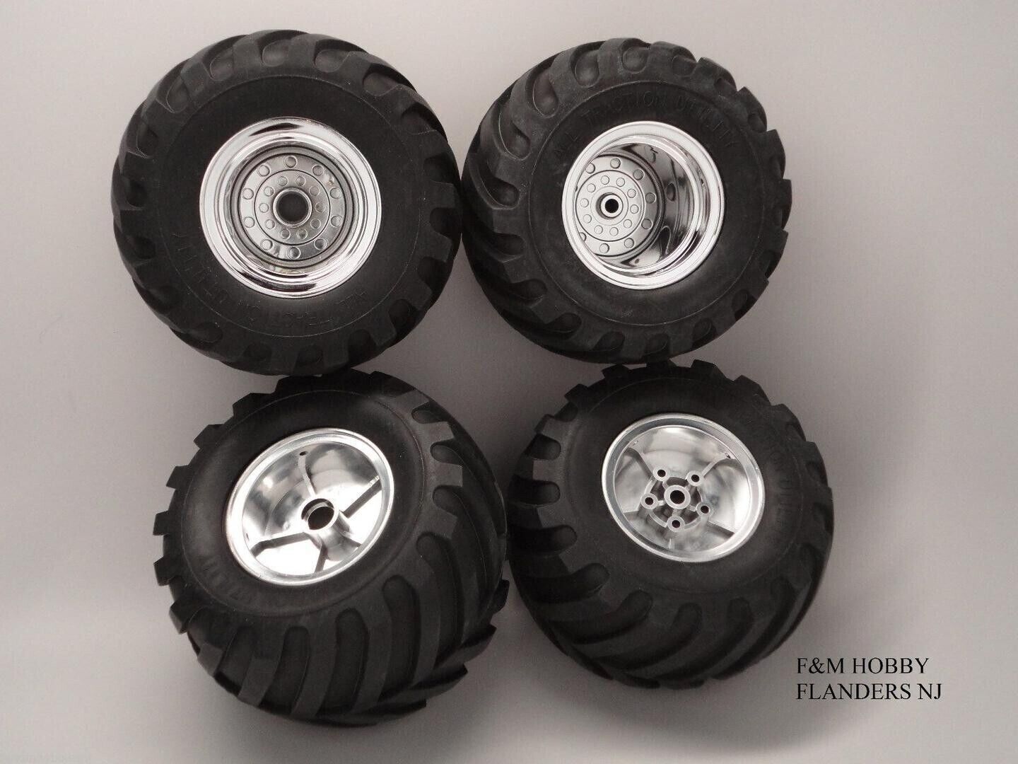 TAMIYA METALLIC MIDNIGHT PUMPKIN / UNIMOG WHEELIE 4 CHROME RIM AND TIRE COMBO