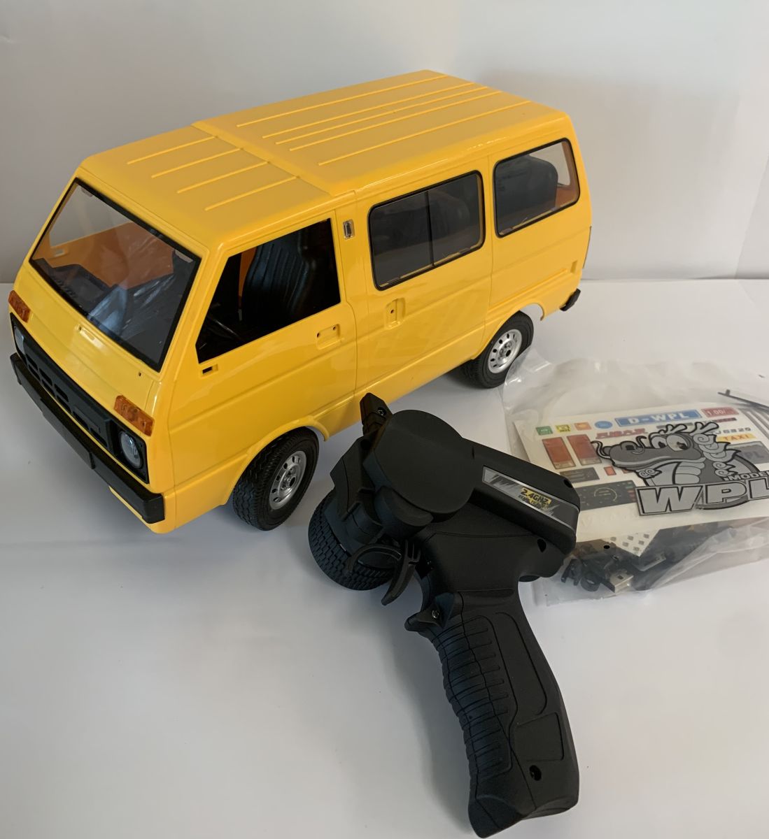 Imex 77773 Rtr Rc Van Yellow 1/10 2.4 Ghz