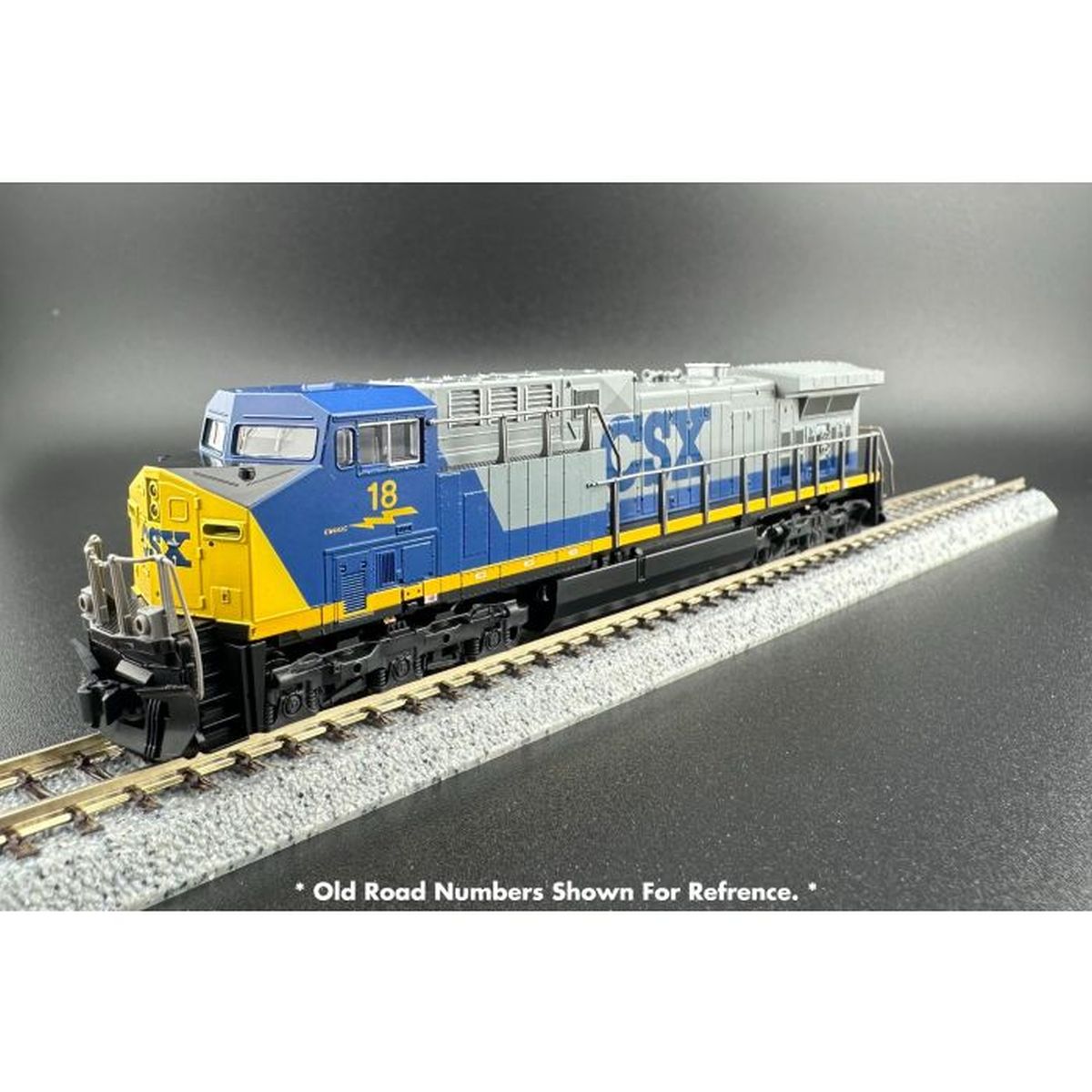 Kato USA Model Train 1767044DCC N AC4400CW Diesel CSX #111 w/DCC