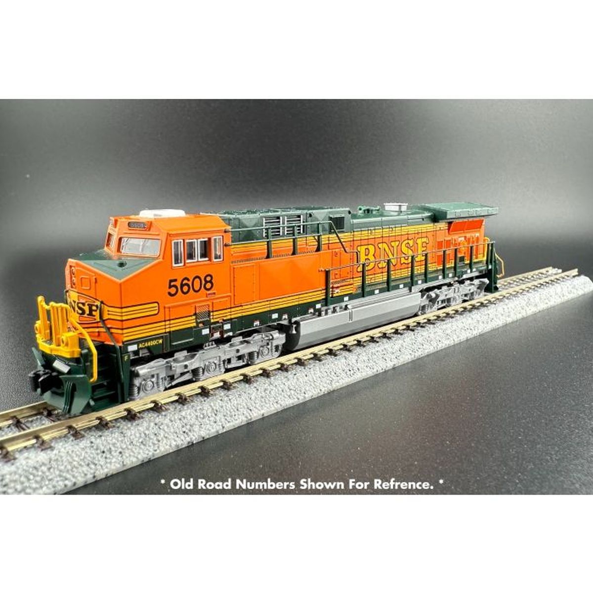 Kato USA Model Train 1767114DCC N AC4400CW Diesel BNSF #5656 w/DCC