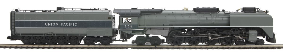 MTH MTH2039611 O UP FEF 4-8-4 Steam Loco #836/Oil/3.0