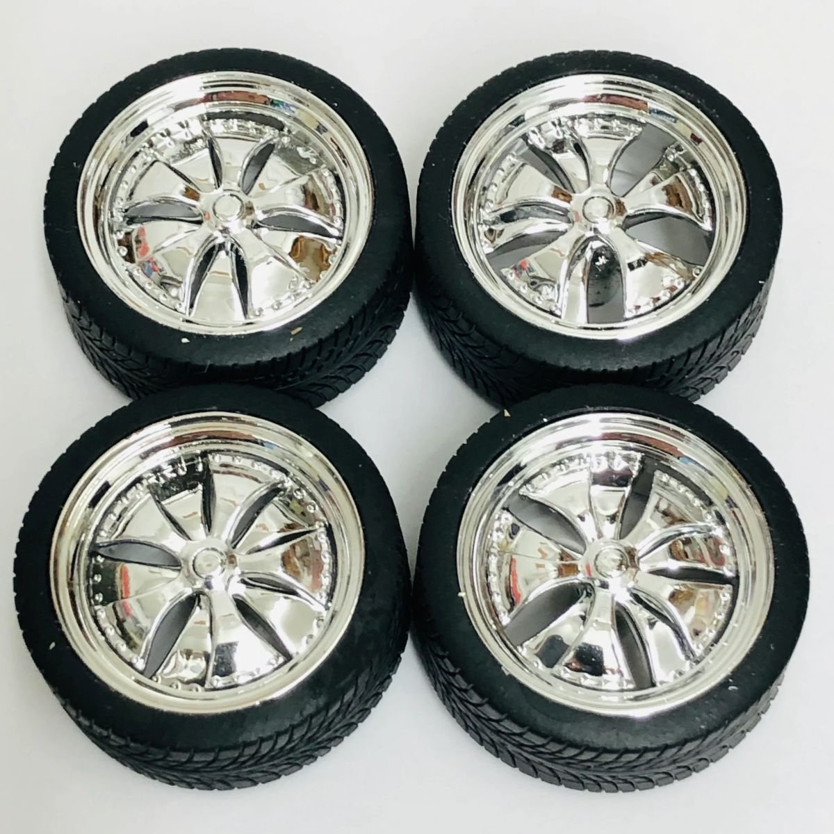 Pegasus Model 2367 23 ALBAS CHROME SPINNERS