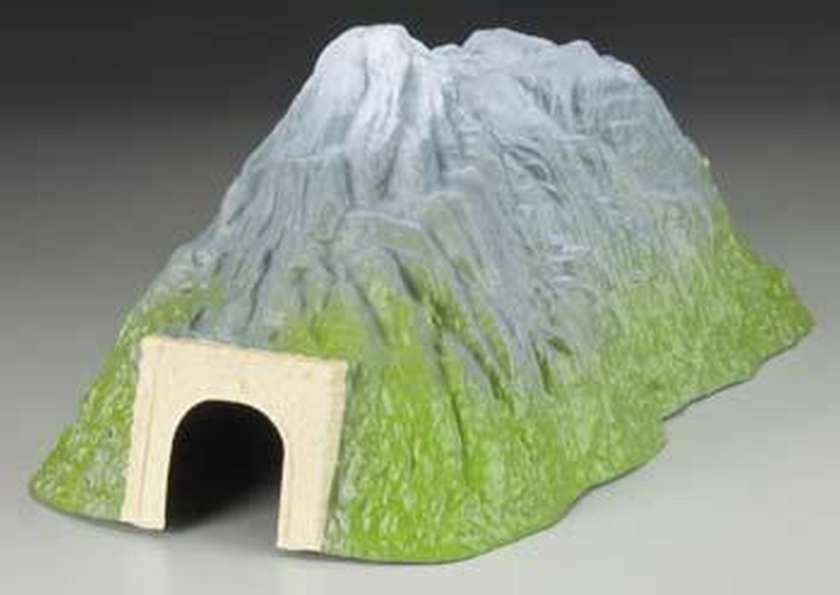 Pegasus Model 6402 N Long Straight Tunnel
