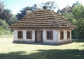 Pegasus Model 7802 Ukrainian House 2 Pre-painted cold cast