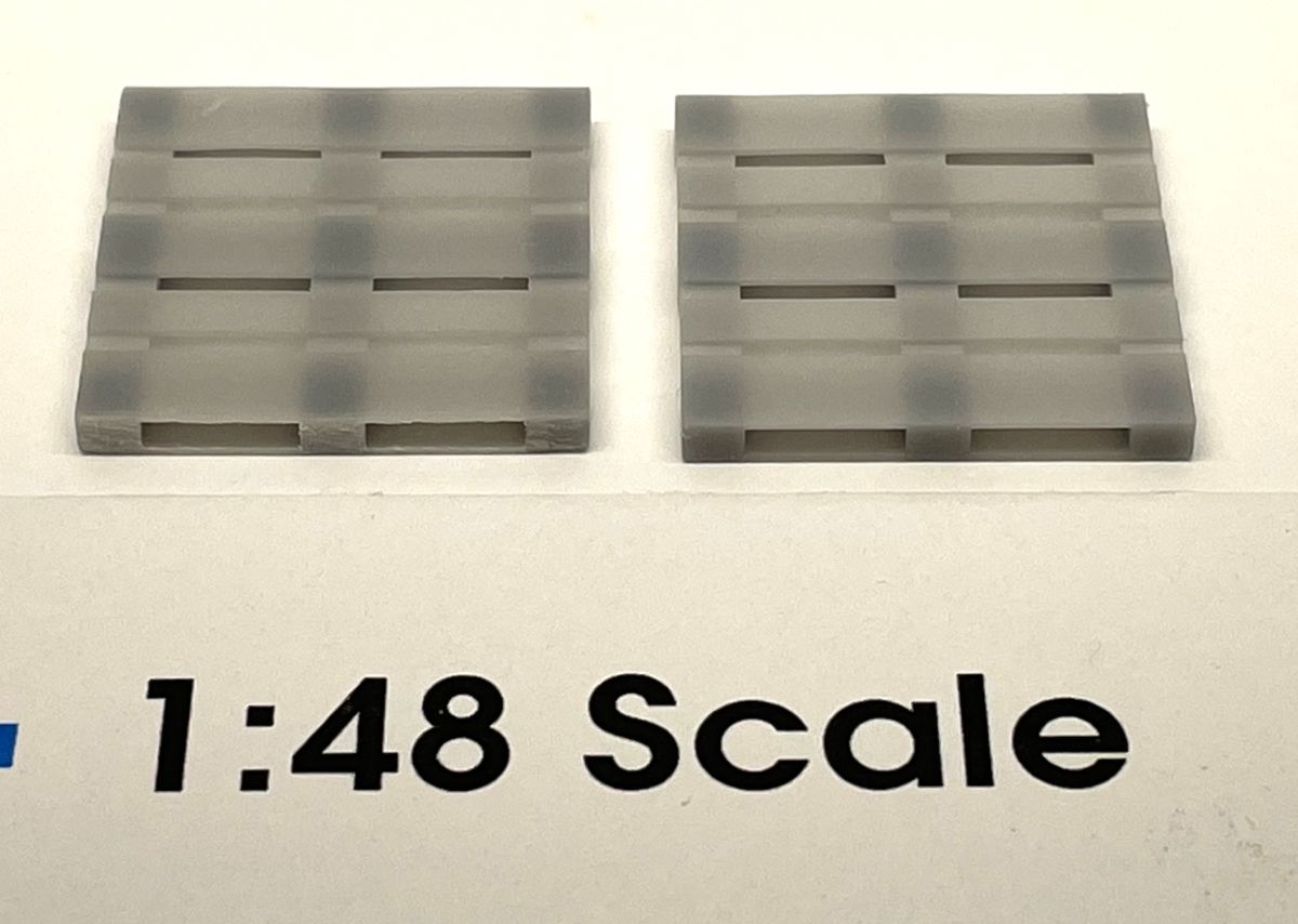 Phoenix Precision Models PPM37000 1/48 Single CHEP Pallet (2)
