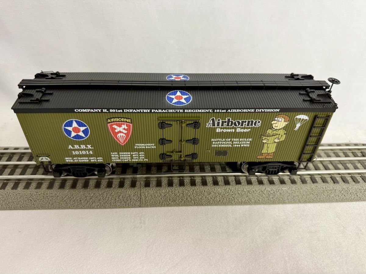 Ready Made Trains RMT86131 O Woodside Reefer Army Beer