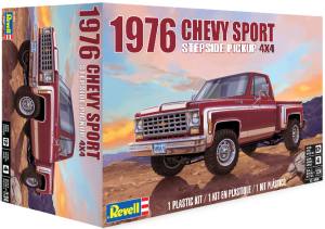 Revell RMX854486 76 Chevy Sport Stepside Pickup 4 x 4