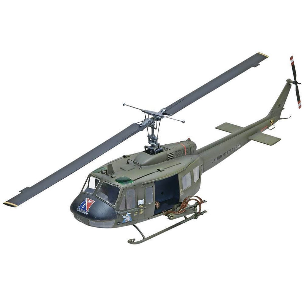 Revell Model 855536 UH-1D Huey Gunship sk2