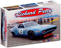 Salvino Jr. Model Company 47311 Richard Petty 1972 Plymouth