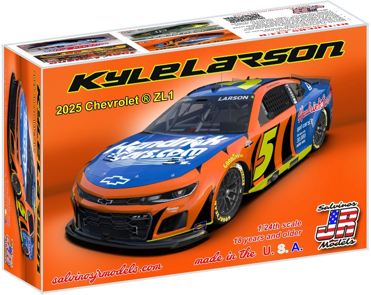 Salvino Jr. Model Company 49061 Hendrick Motorsports 2025 Kyle Larson Throwback