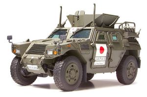Tamiya 35275 JGSDF Lt.Armored Vehicle/Iraq 1/35