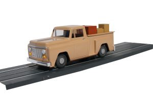 Williams Model Trains 42732 O EZ Street Pickup Truck/beige