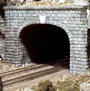 Woodland Scenics 1157 N Double Cut Stone Portal/2pk