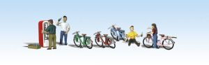 Woodland Scenics 1904 HO Bicycle Buddies