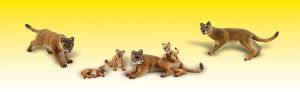 Woodland Scenics 1949 HO Cougars & Cubs