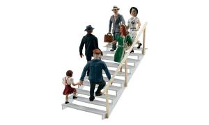 Woodland Scenics 1954 HO Taking the Stairs