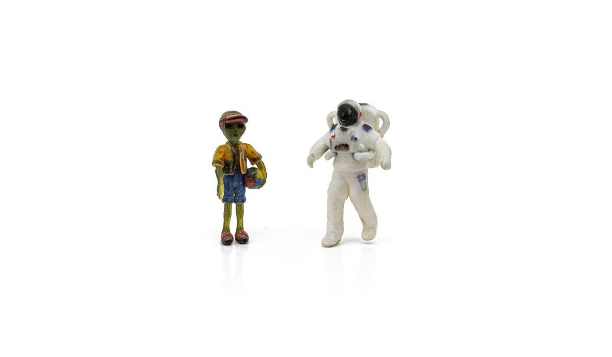 Woodland Scenics 2861 O Cosmic Travelers 2 PK