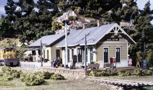 Woodland Scenics 40500 HO DPM GOLD Coal River Station