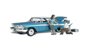 Woodland Scenics 5323 N AutoScene Felix Fix-a-Flat