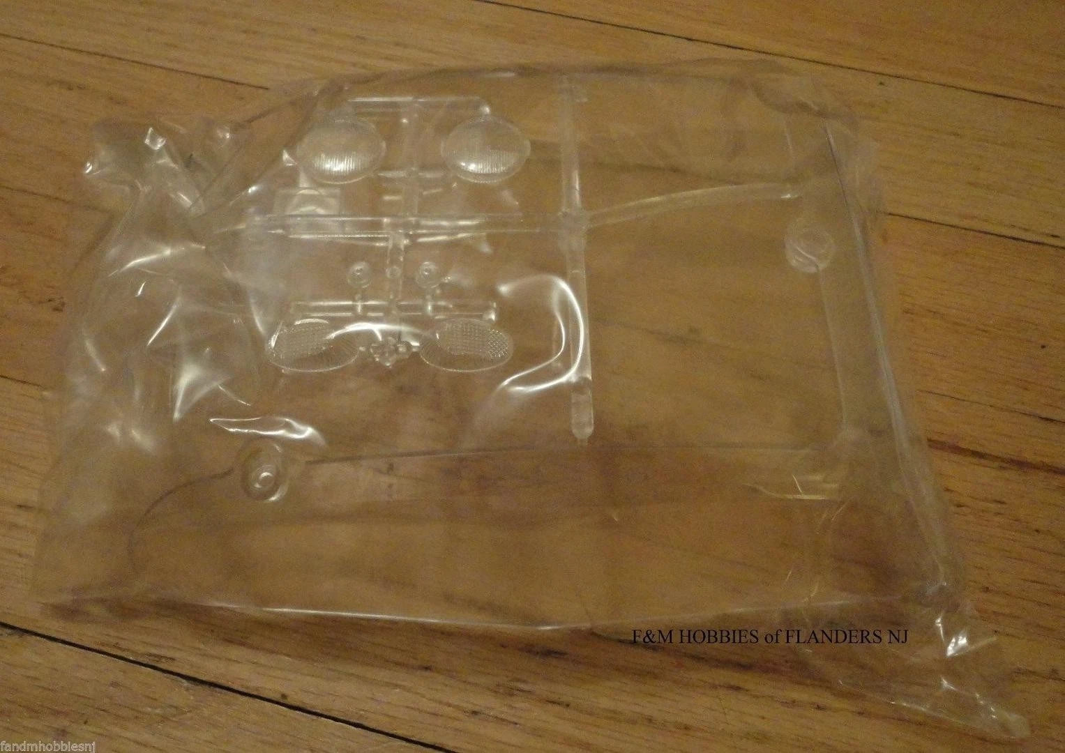 New Tamiya RC Sand Scorcher 48452 L Part Tree Window / Headlight - Clear 9115269